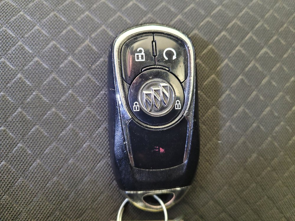 Used 2019 Buick Encore Sport Touring FWD image 32
