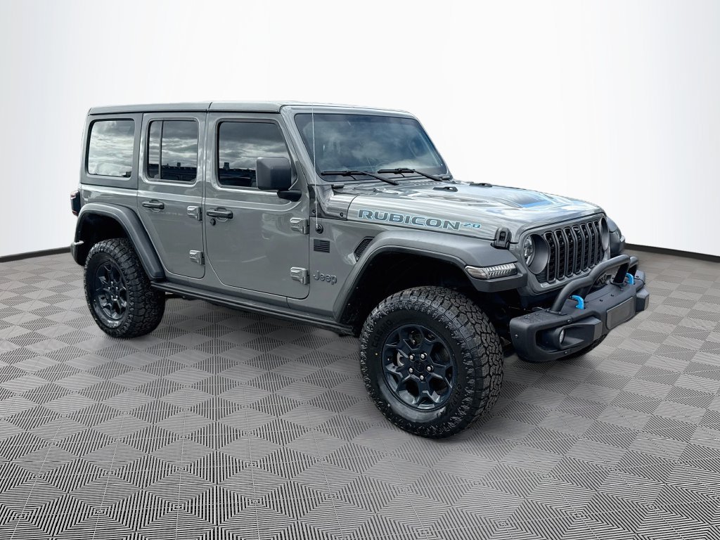 Used 2023 Jeep Wrangler Unlimited Rubicon 4xe AWD/4WD image 4