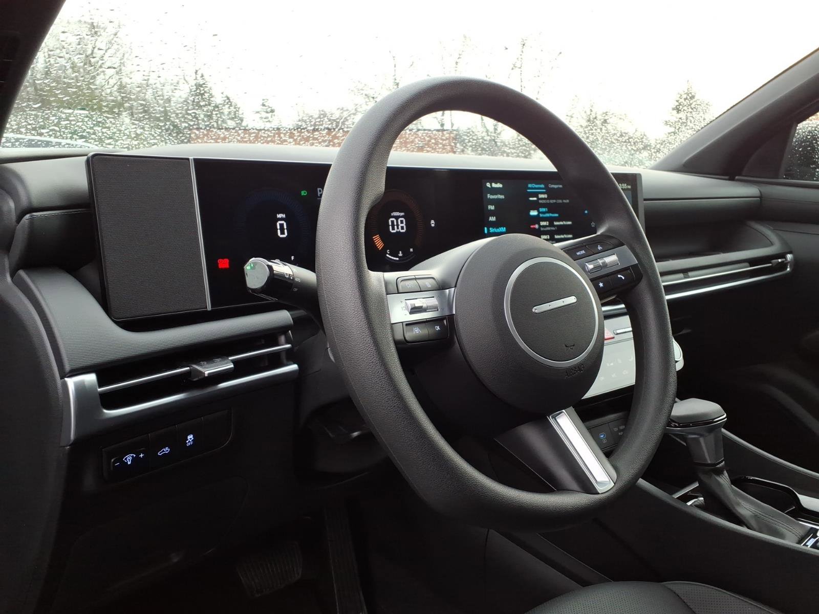 Used 2025 Hyundai Santa Cruz SEL AWD/4WD image 14