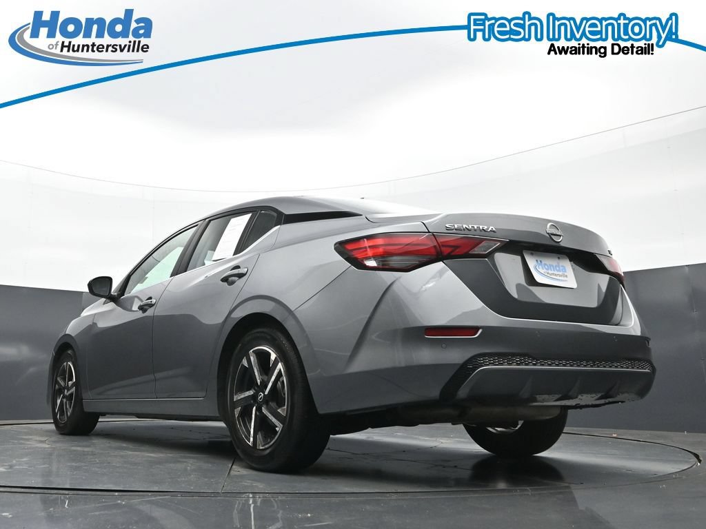 Used 2024 Nissan Sentra SV FWD image 30