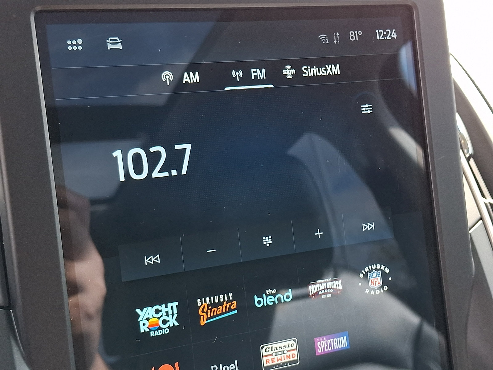 Used 2023 Ford Edge SEL w/ Convenience Package AWD/4WD image 19