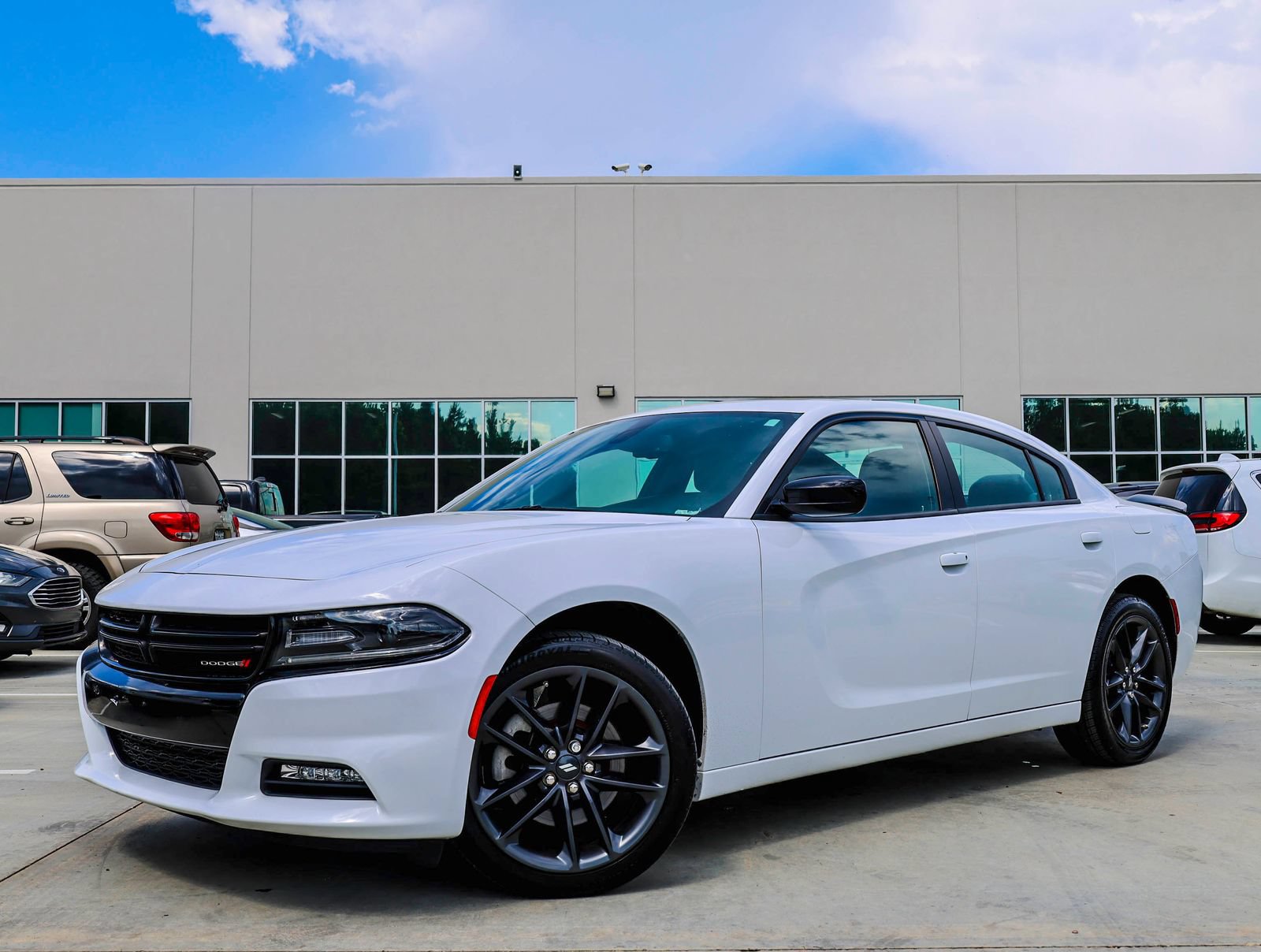 Used 2021 Dodge Charger SXT w/ Plus Group AWD/4WD image 1