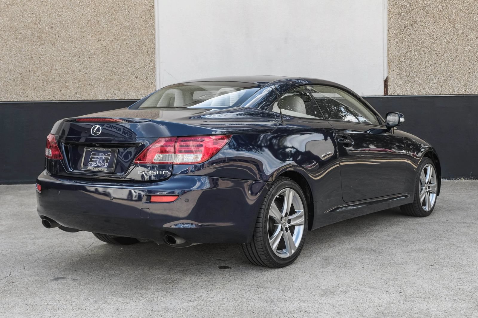 Used 2015 Lexus IS 350C w/ Navigation System Package RWD image 9