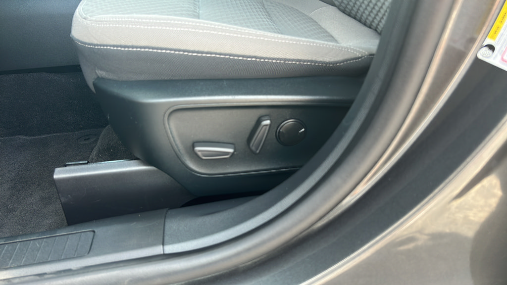 Used 2020 Ford Escape SE AWD/4WD image 25