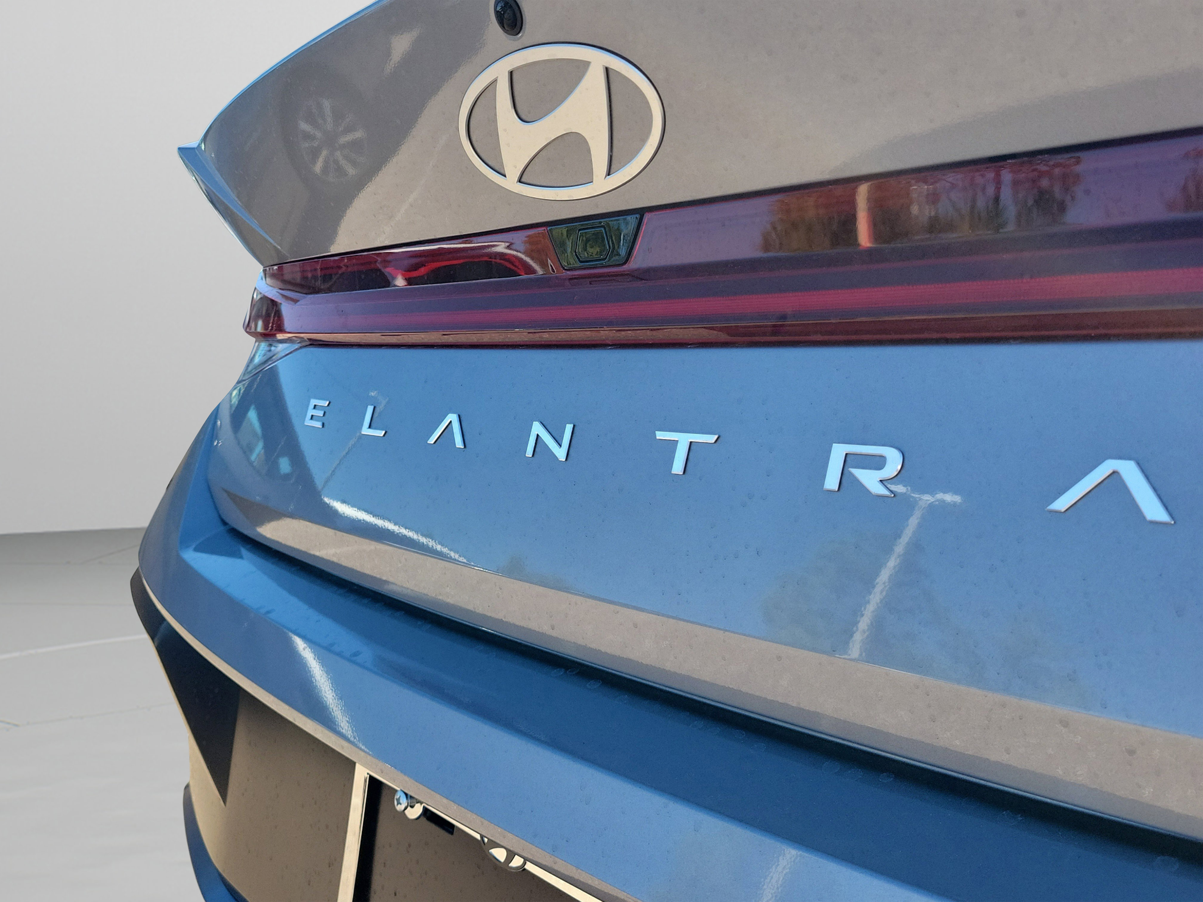New 2026 Hyundai Elantra Limited image 7
