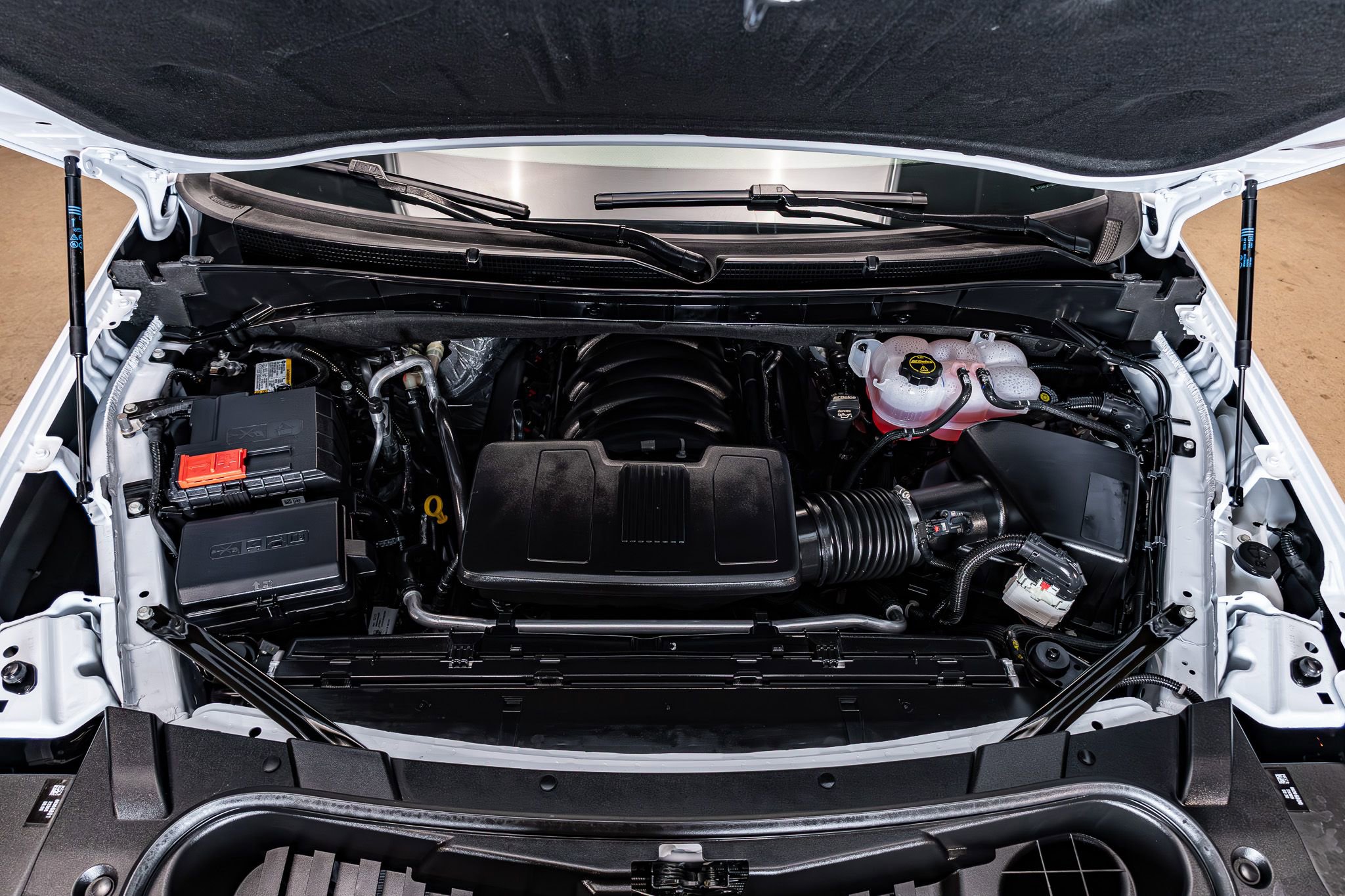 Used 2026 Cadillac Escalade ESV Platinum Sport w/ LPO, Floor Liner Package image 32