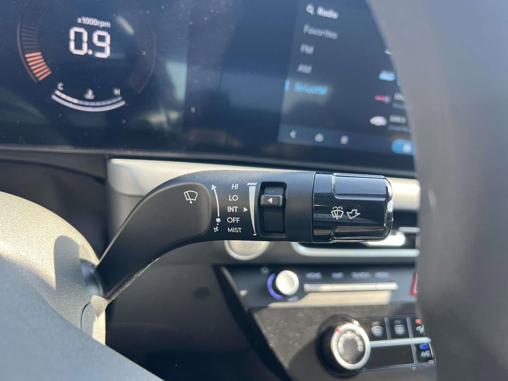 Certified 2025 Hyundai Sonata SE FWD image 23