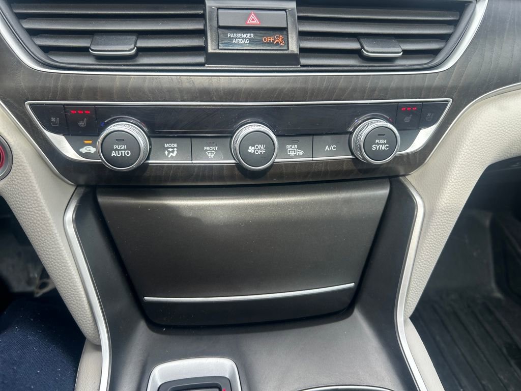 Used 2018 Honda Accord Touring image 26