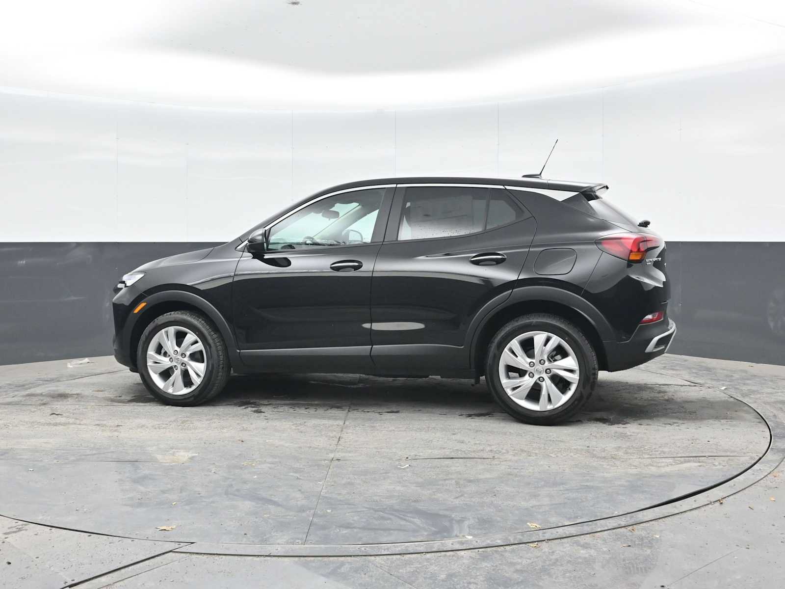 New 2026 Buick Encore GX Preferred w/ Comfort Package AWD/4WD image 3