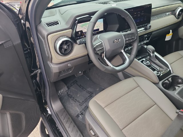 New 2026 Chevrolet Colorado ZR2 w/ Technology Package AWD/4WD image 18
