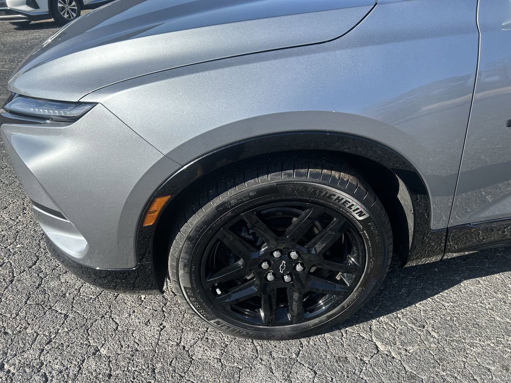 Used 2024 Chevrolet Blazer RS w/ Enhanced Convenience Package image 16