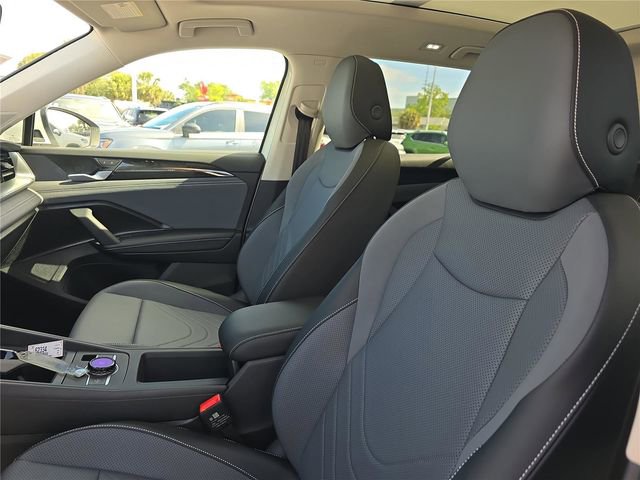 New 2026 Volkswagen Tiguan SE image 16