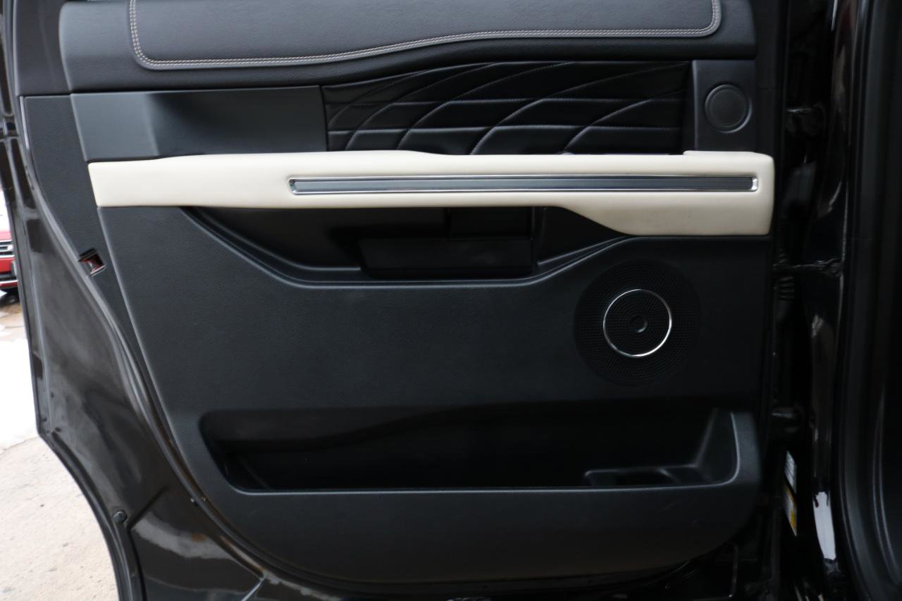 Used 2018 Ford Expedition Max Platinum image 42