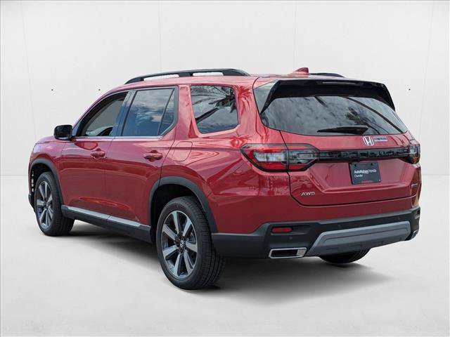 New 2025 Honda Pilot Touring image 9