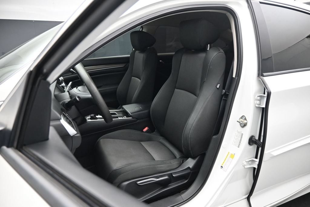 Used 2019 Honda Accord LX image 8