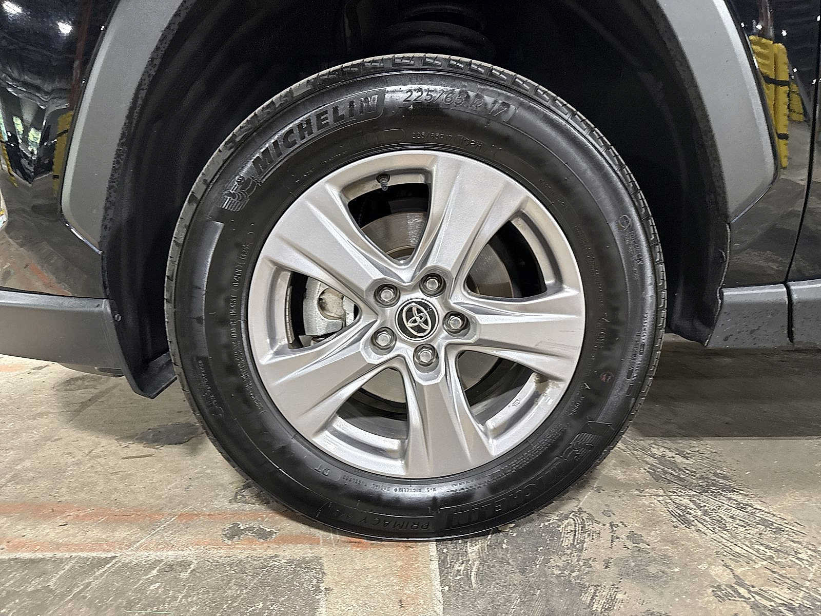 Certified 2025 Toyota RAV4 XLE AWD/4WD image 10