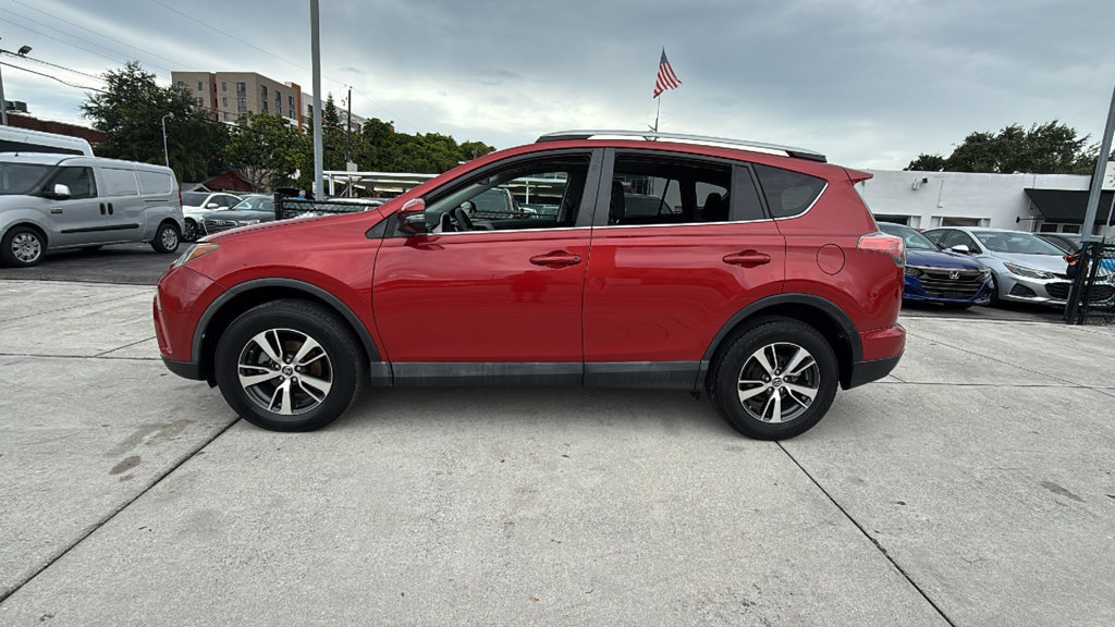 Used 2016 Toyota RAV4 XLE FWD image 11