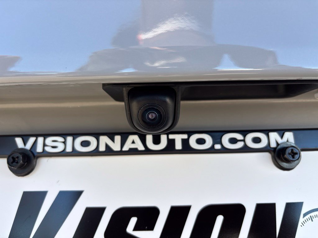 Certified 2024 Hyundai Kona Limited AWD/4WD image 15