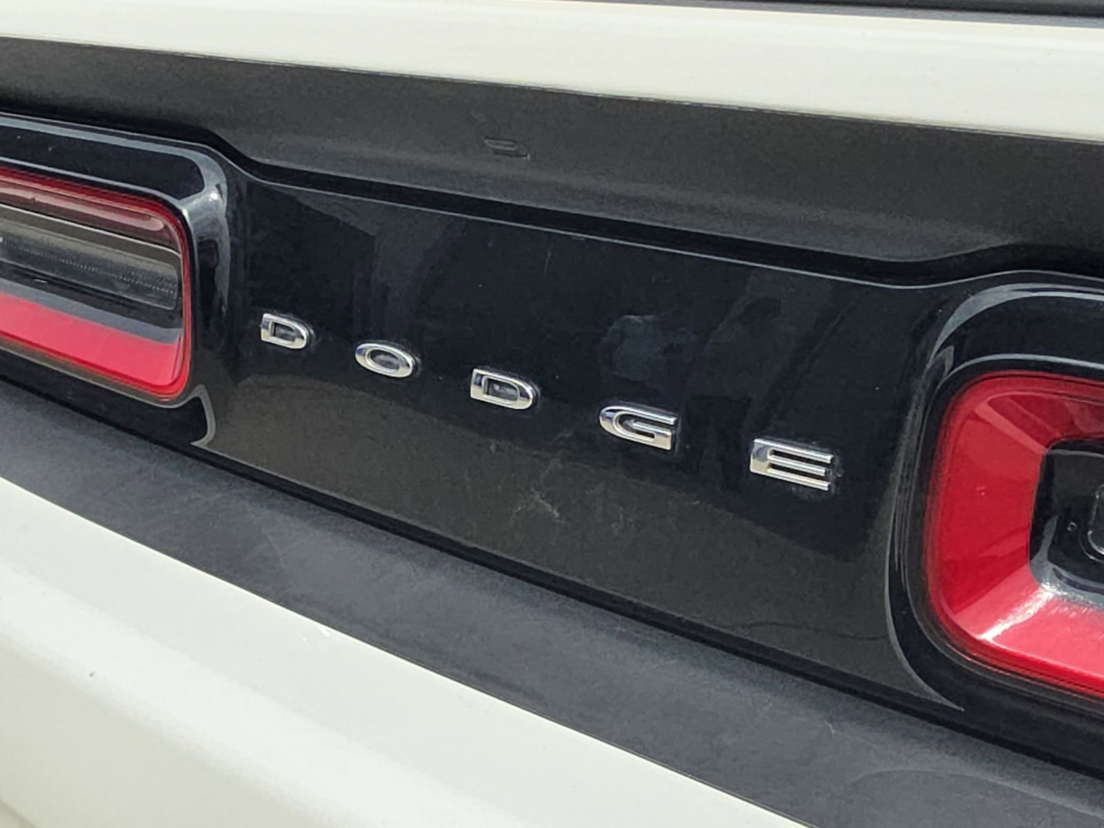 Used 2018 Dodge Challenger GT w/ Driver Convenience Group AWD/4WD image 11