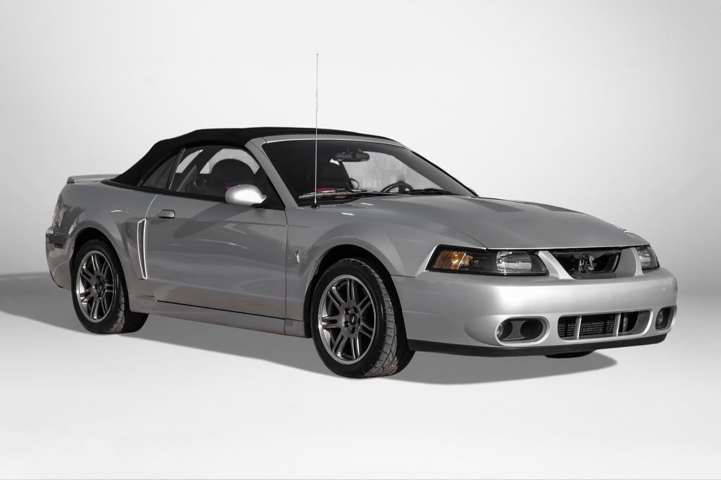 Used 2003 Ford Mustang Cobra image 4