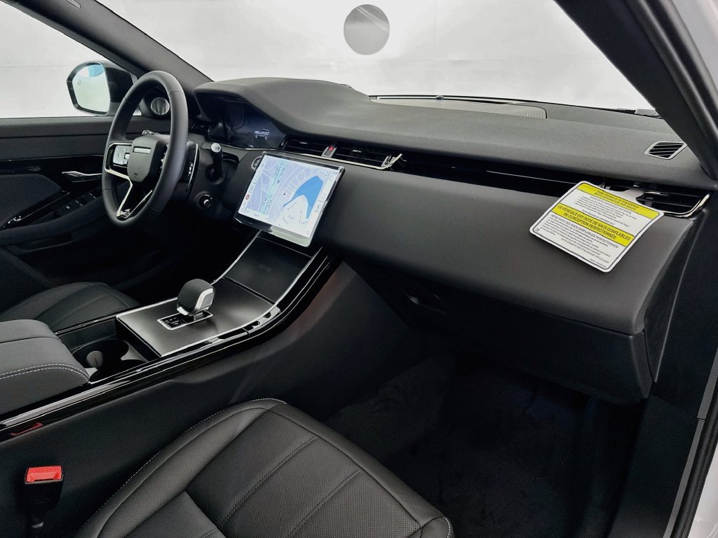 New 2026 Land Rover Range Rover Evoque Hoxton AWD/4WD image 30