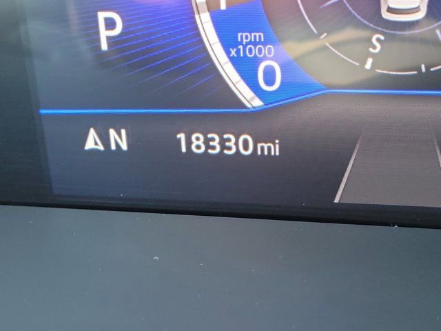 Used 2023 Volkswagen Tiguan SE w/ Panoramic Sunroof Package FWD image 25
