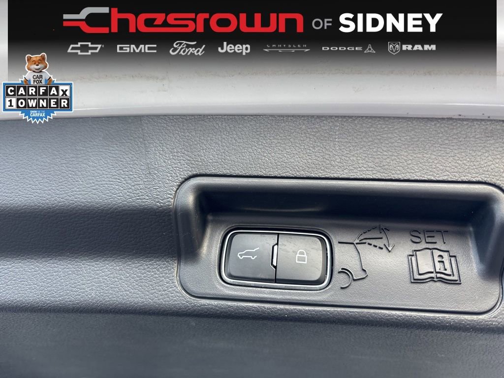 Used 2025 Ford Explorer Active AWD/4WD image 33