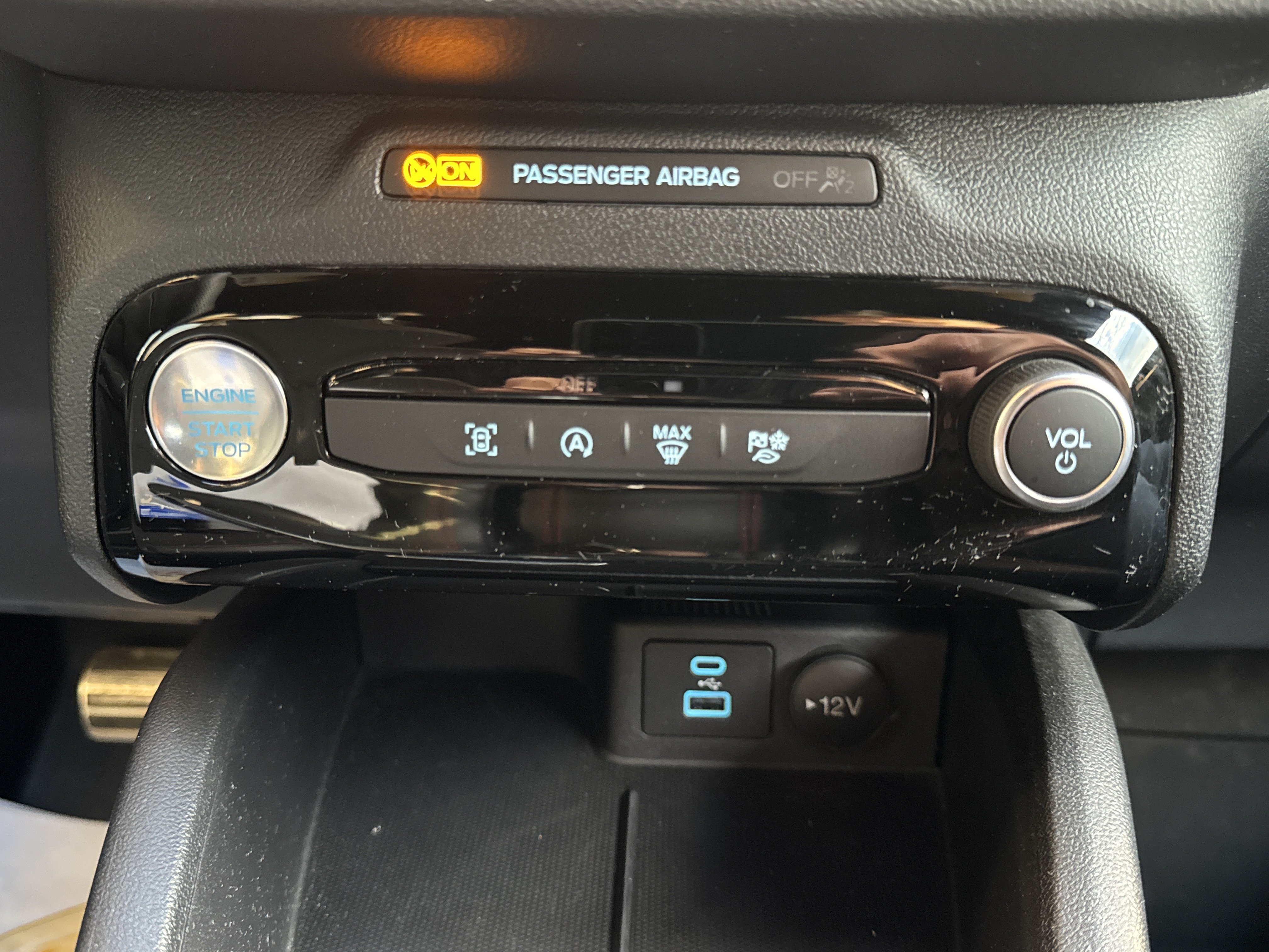 Used 2023 Ford Escape ST-Line w/ Tech Pack #1 AWD/4WD image 15