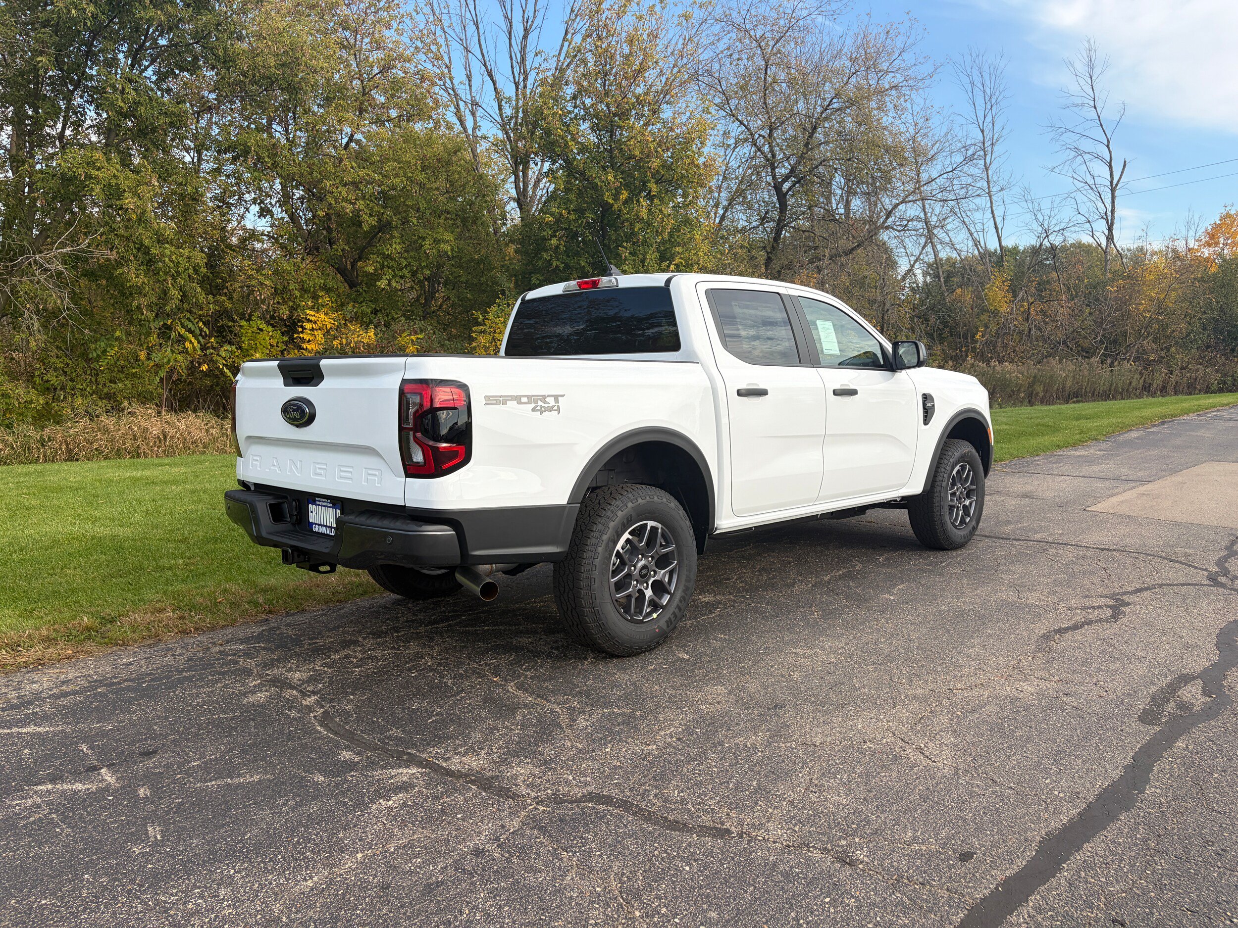 New 2026 Ford Ranger XLT w/ Trailer Tow Package AWD/4WD image 6
