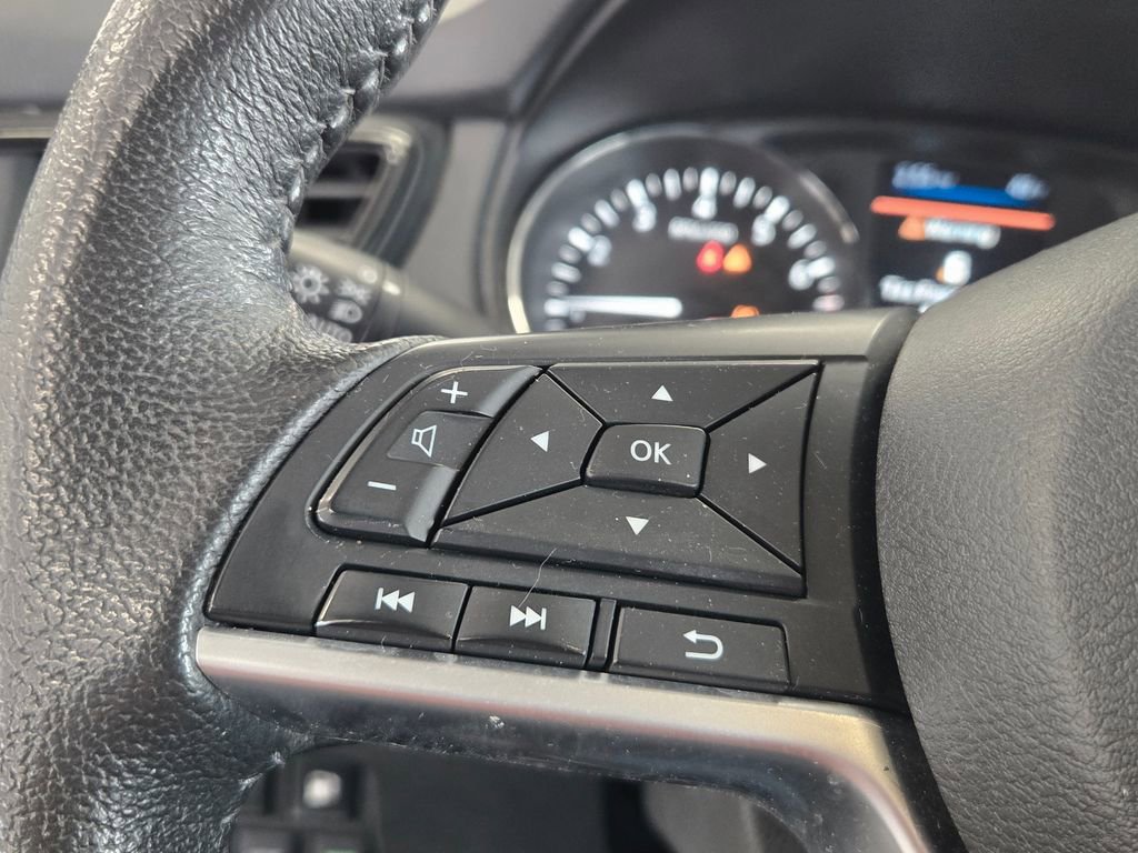 Used 2019 Nissan Rogue SV AWD/4WD image 30
