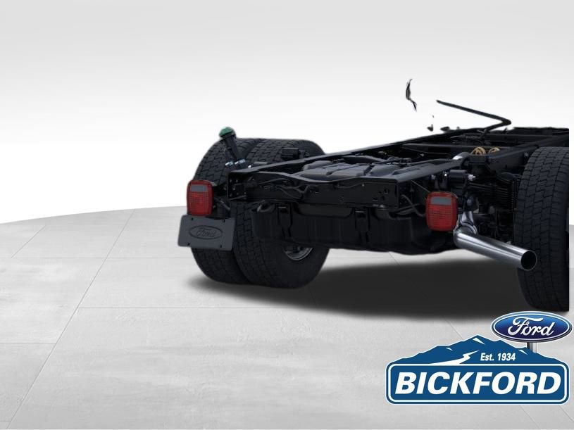 New 2025 Ford F550 2WD Regular Cab Super Duty image 21