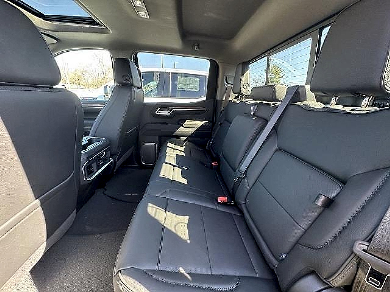 New 2026 GMC Sierra 1500 Denali AWD/4WD image 15