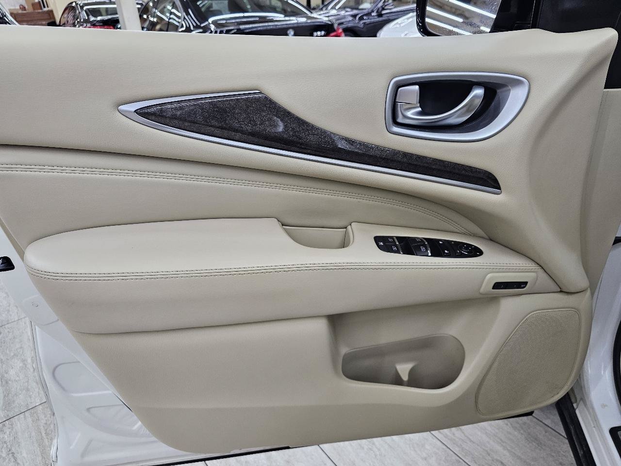 Used 2014 INFINITI QX60 FWD w/ Premium Plus Package image 40