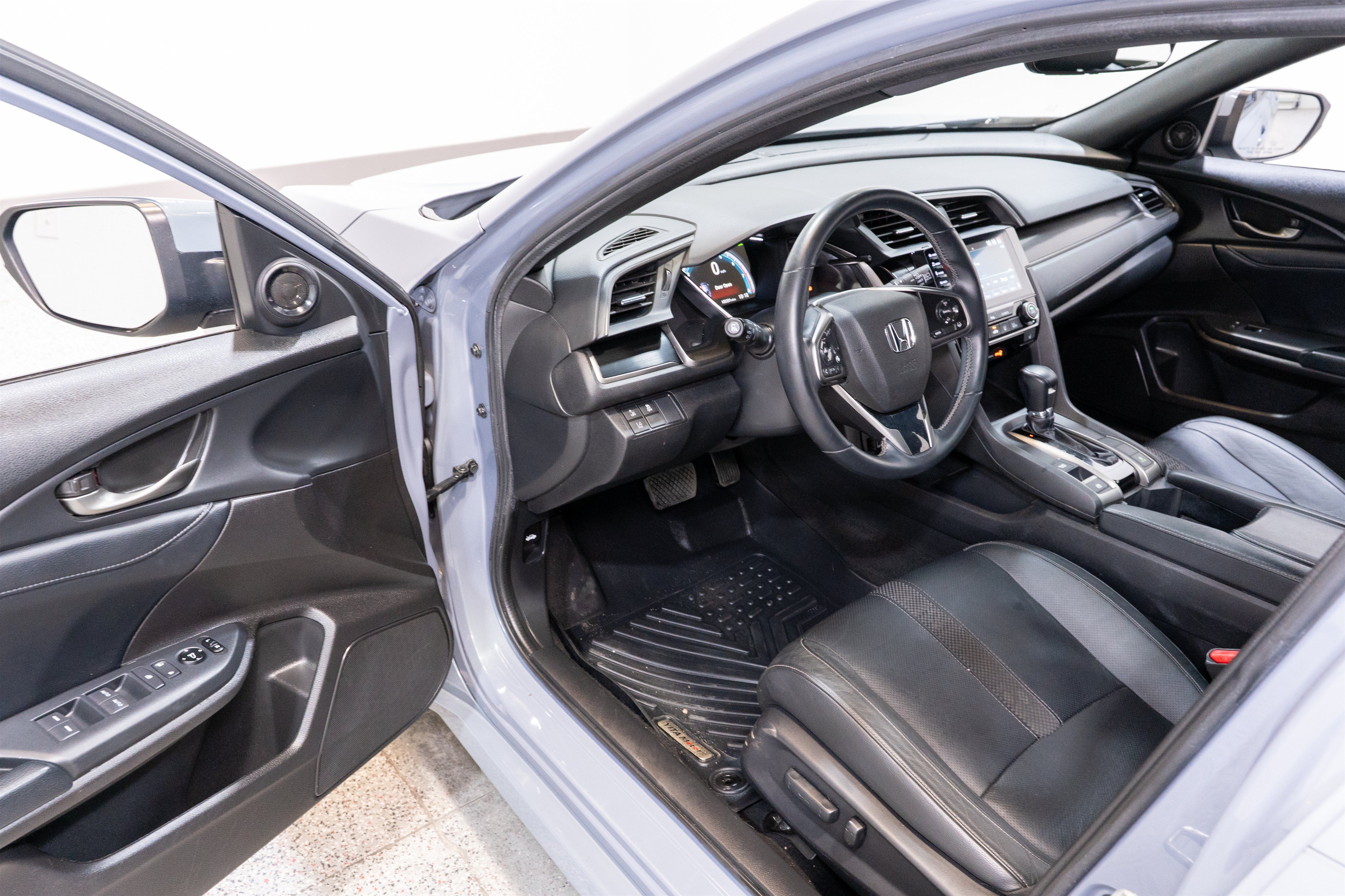 Used 2020 Honda Civic EX-L image 12