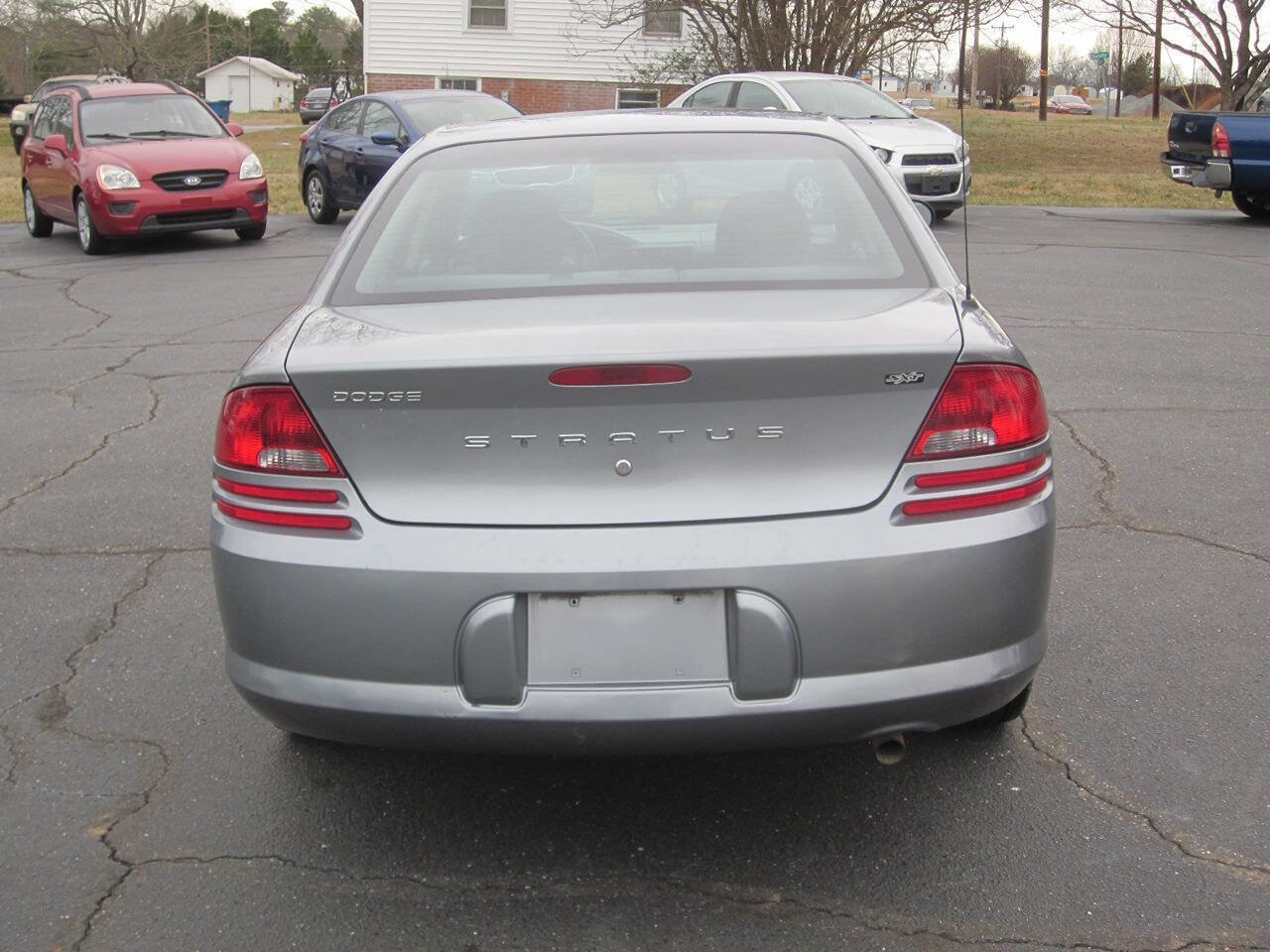 Used 2006 Dodge Stratus SXT image 7