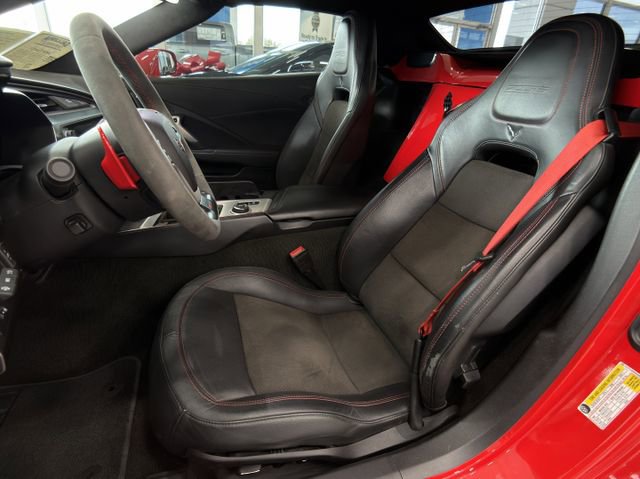 Used 2017 Chevrolet Corvette Z06 image 25