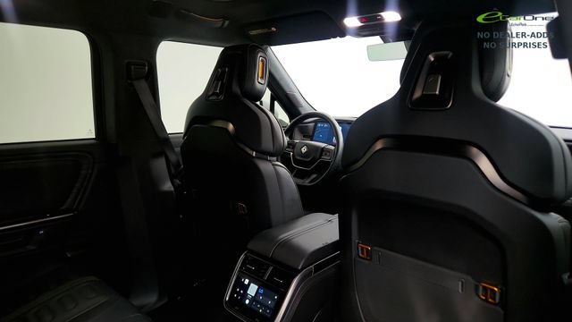 Used 2025 Rivian R1T Adventure AWD/4WD image 41