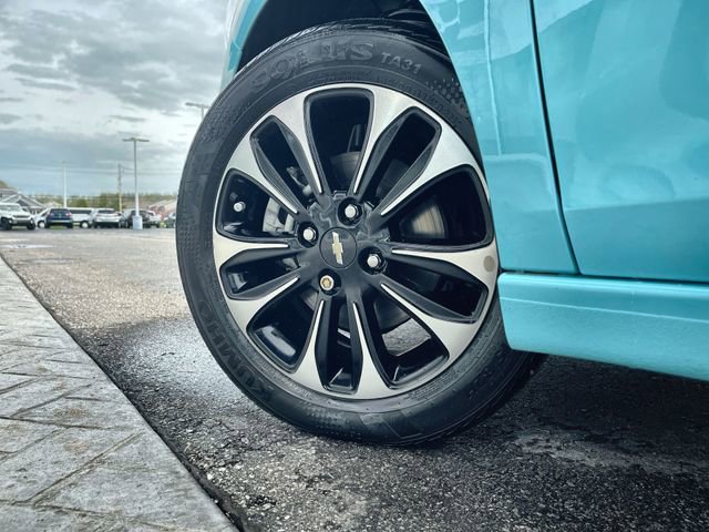 Used 2022 Chevrolet Spark LT w/ Spark Special Edition FWD image 32