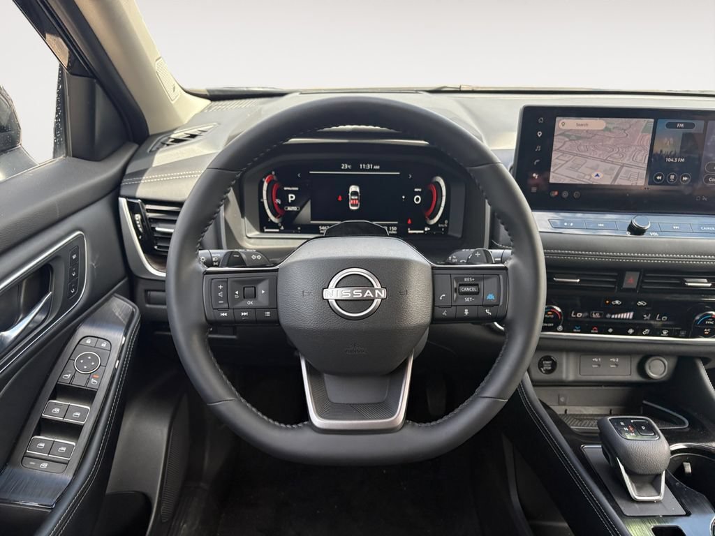 Used 2025 Nissan Rogue Platinum w/ Tech Package AWD/4WD image 12