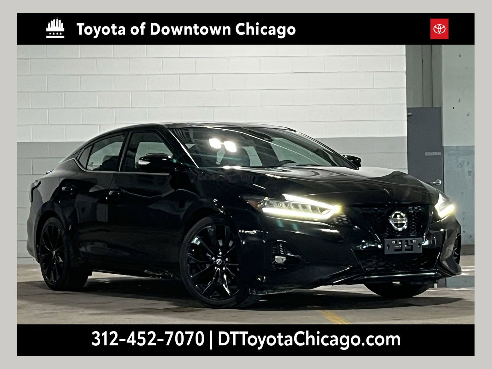 Used 2022 Nissan Maxima SR w/ Sport Mat Group FWD image 1