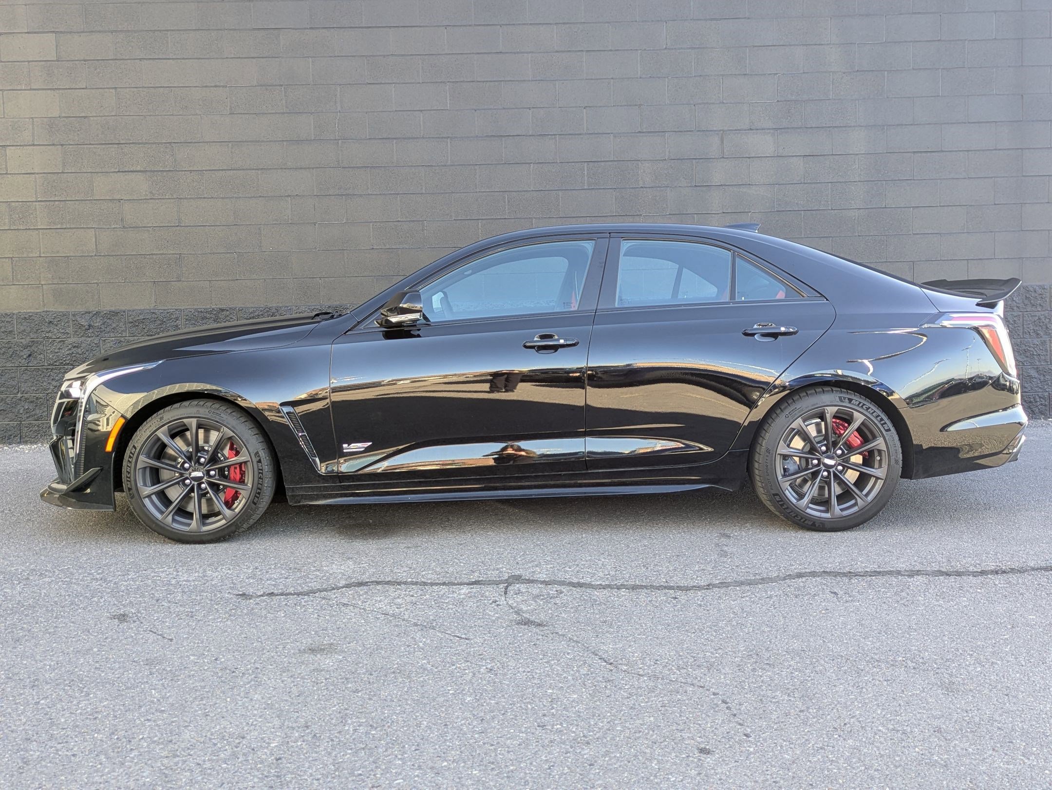 Used 2025 Cadillac CT4 V Blackwing w/ Carbon Fiber 1 Package image 8