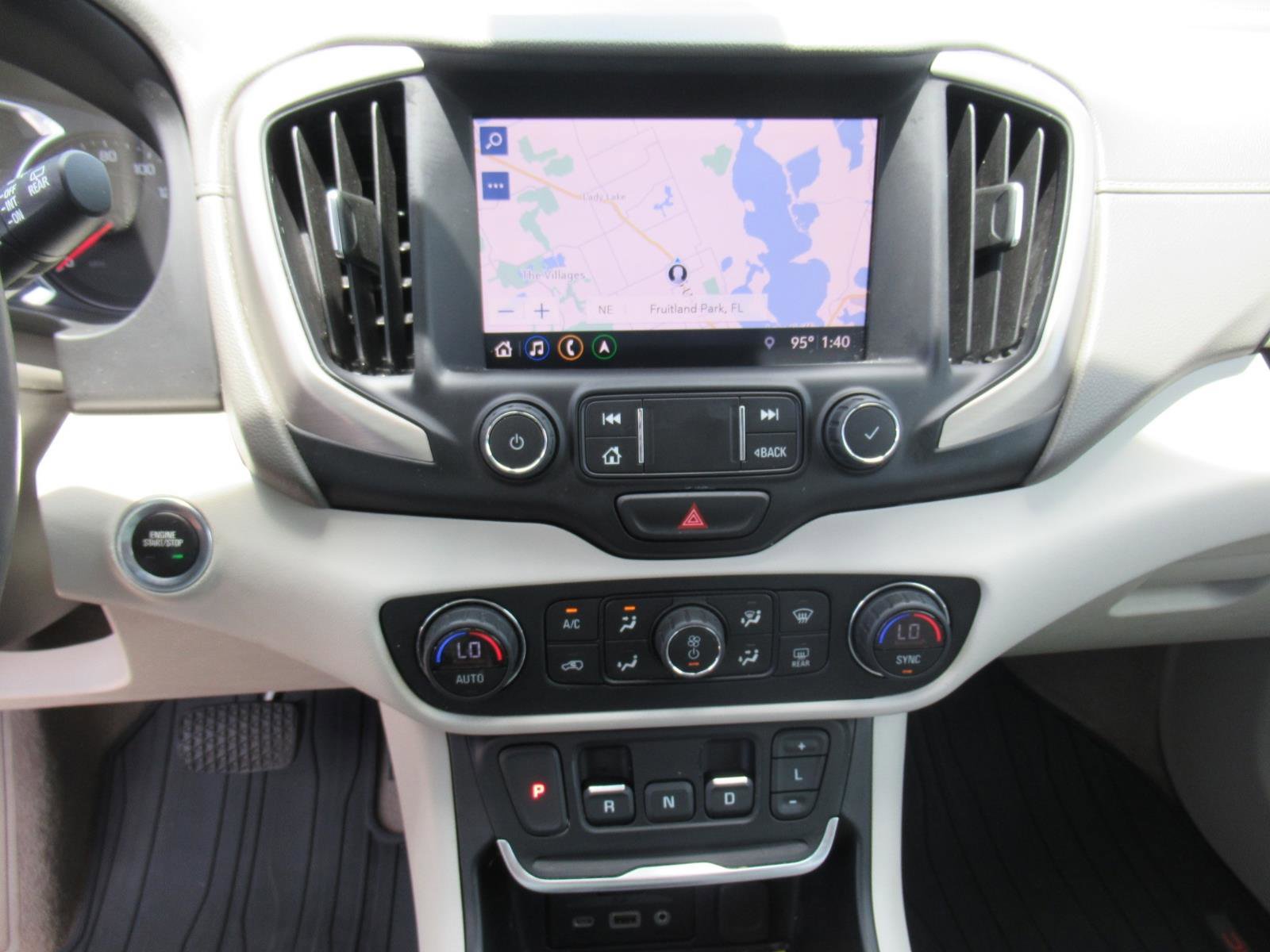 Used 2020 GMC Terrain Denali w/ Denali Premium Package FWD image 26