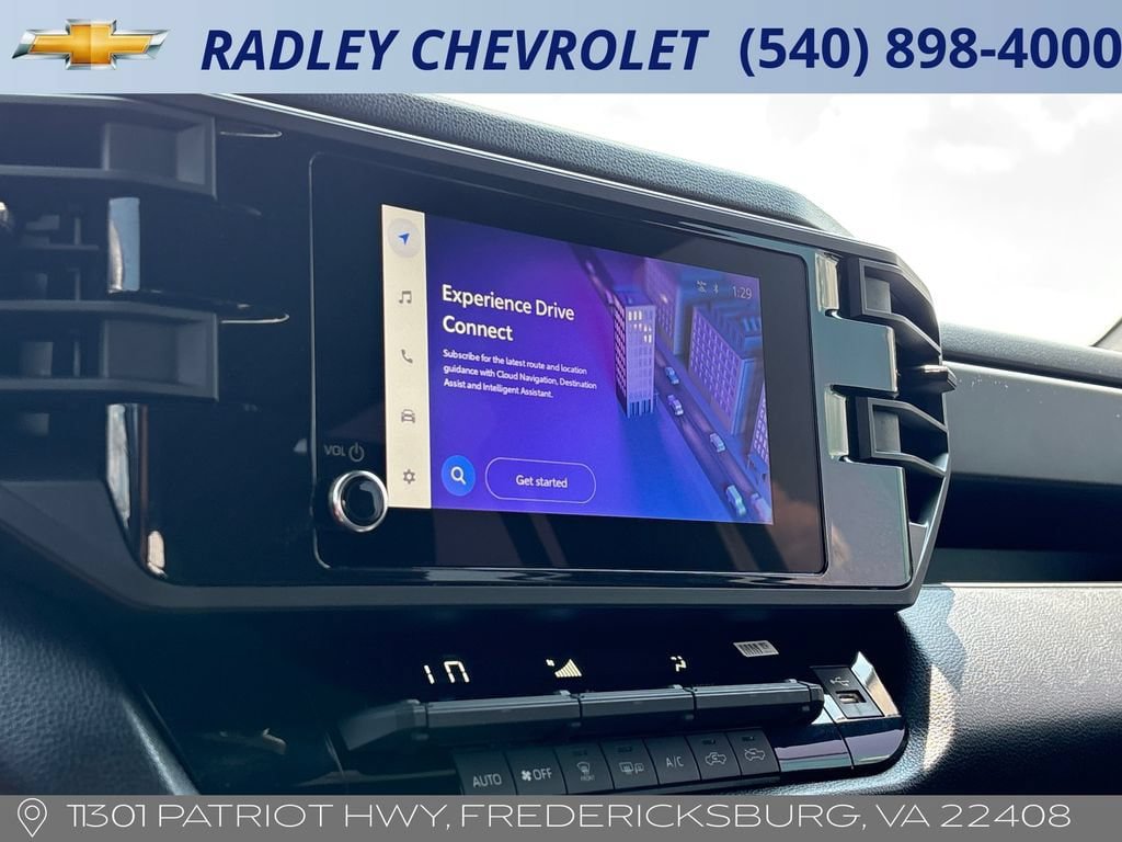 Used 2025 Toyota Tundra SR AWD/4WD image 8