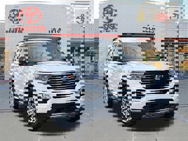 Used 2024 Ford Explorer XLT w/ Equipment Group 202A