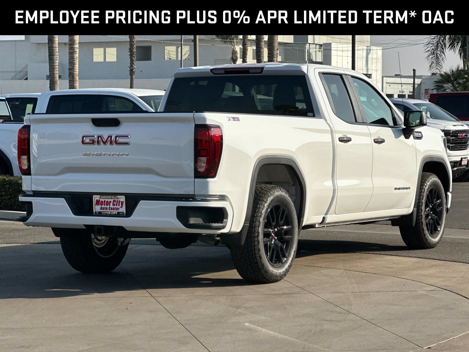 New 2026 GMC Sierra 1500 Pro w/ Graphite Edition AWD/4WD image 4