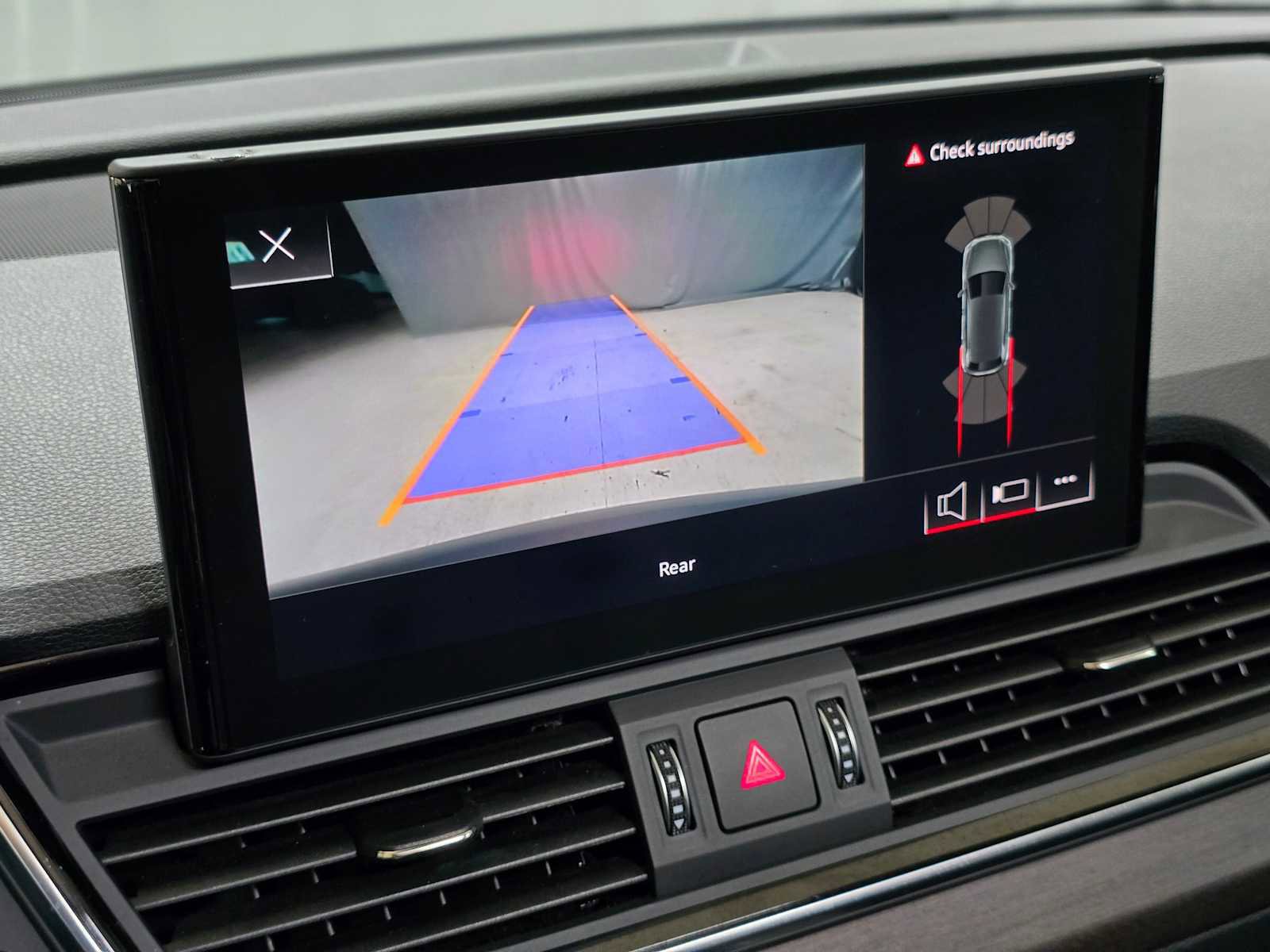 Used 2022 Audi Q5 2.0T Premium w/ Convenience Package image 33