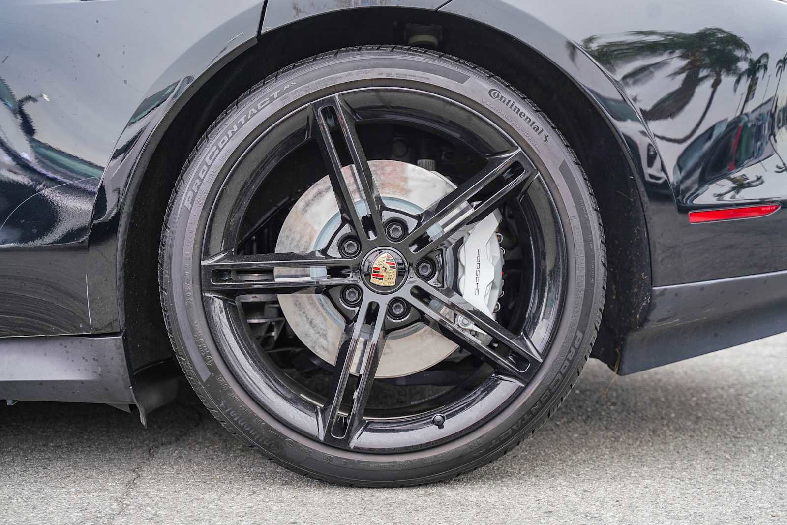 Used 2021 Porsche Taycan Turbo w/ Premium Package image 8