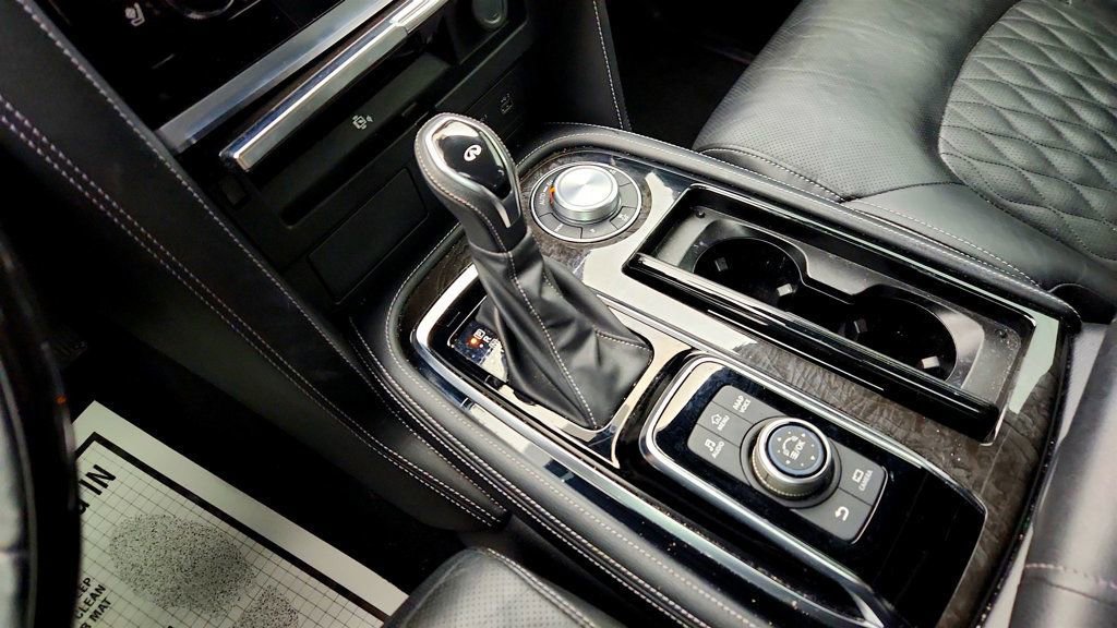 Used 2022 INFINITI QX80 Sensory w/ Cargo Package image 16