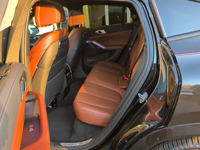 Certified 2023 BMW X6 xDrive40i w/ Executive Package image 20
