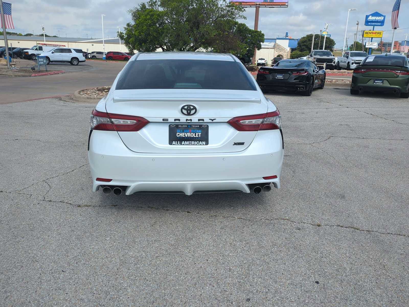 Used 2018 Toyota Camry XSE FWD image 7